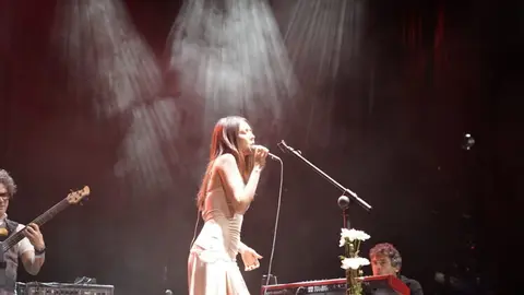 Julieta Venegas y Camila Guevara