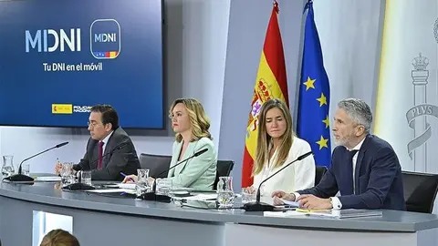 Aagesen, Marlaska, Albares y Alegría, en una rueda de prensa del Consejo de Ministros | Foto de Pool Moncloa/Jose Manuel Álvarez