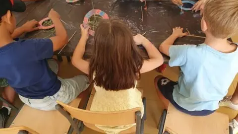 Imagen de archivo programa Quedamos al salir de clase