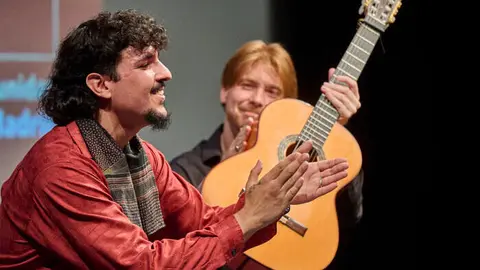 Madrid 05/09/2025.-  Presentación del festival Suma Flamenca 2025
 
Con la asistencia de varios artistas en cartel y la actuación especial de Al-Blanco & El Peli
El director de Suma Flamenca, Antonio Benamargo, presenta la 20ª edición del festival Suma Flamenca de la Comunidad de Madrid
 /PABLO LORENTE