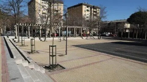 Imagen de archivo plaza en el distrito de Usera