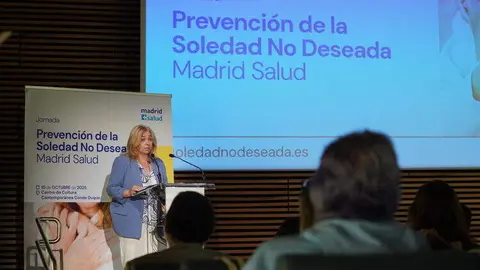 Sanz participa en la apertura de una jornada de prevención de la soledad no deseada de Madrid Salud