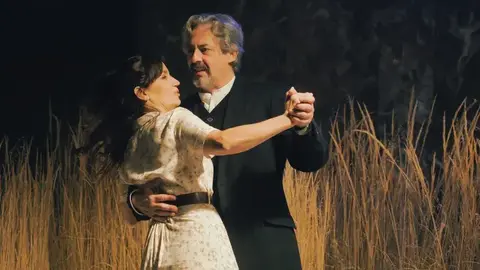 Aromas de soledad, Teatro Fern&aacute;n G&oacute;mez - Esther Vázquez