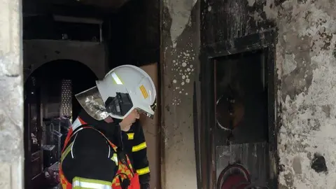 Explosi&oacute;n e incendio en Parla -  Foto Emergencias de la Comunidad de Madrid
