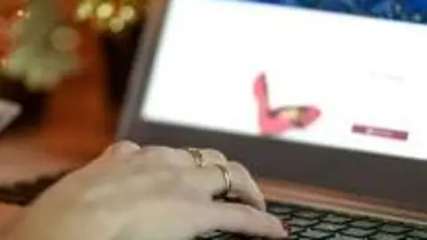 Las Rozas refuerza la digitalizaci&oacute;n de sus centros de mayores con fondos europeos