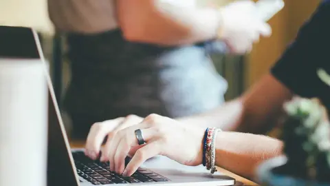 Ordenador - Foto de janeb13 (Pixabay)