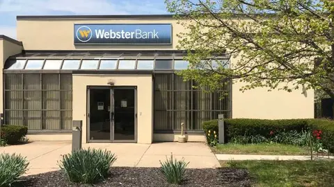 40-webster-square-road-berlin-ct-banking-center - Foto de Webster Bank