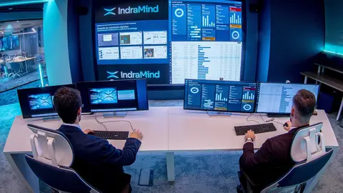 Sala de seguimiento de Indramind- - Foto de Indra