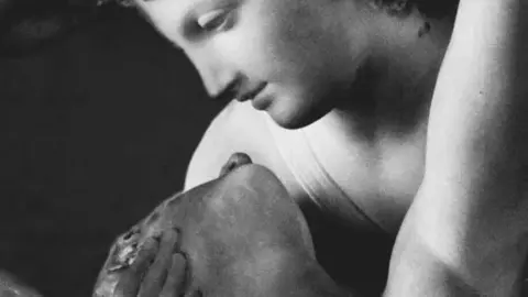 Y se nos rompi&oacute; el amor: rupturas y desamores en Condeduque - Foto Ayuntamiento de Madrid