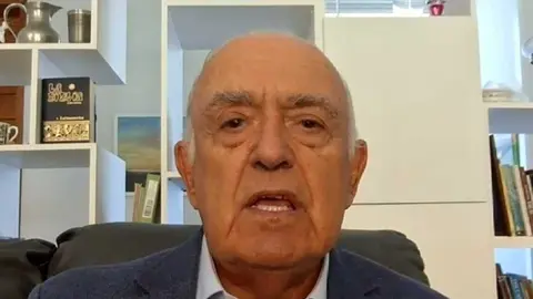 Carlos Rackauf en un momento durante la entrevista