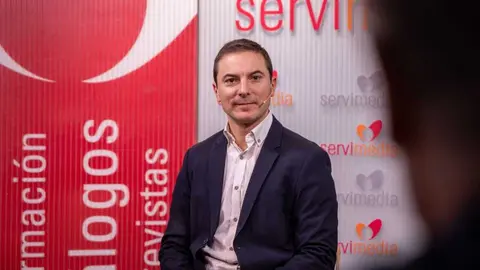 Juan Lobato, durante la entrevista en Servimedia | Foto de Alfonso Santos