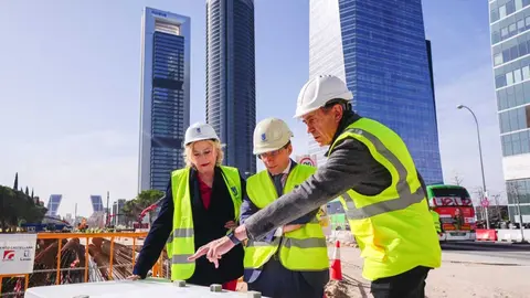 Almeida visita las obras de construcci&oacute;n de Parque Castellana - Foto Ayuntamiento de Madrid