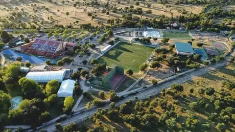 Ciudad Deportiva Navafr&iacute;a - Foto del Ayuntamiento de Moralzarzal