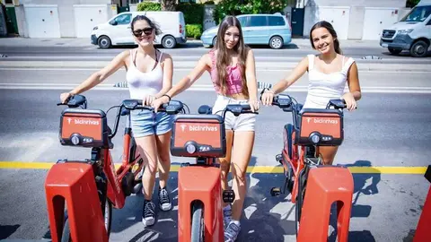 Seg&uacute;n una encuesta de satisfacci&oacute;n realizada desde la Concejal&iacute;a de Movilidad, BicinRivas obtiene una nota de 7,18 sobre 10 entre sus personas usuarias - Foto del Ayuntamiento de Rivas