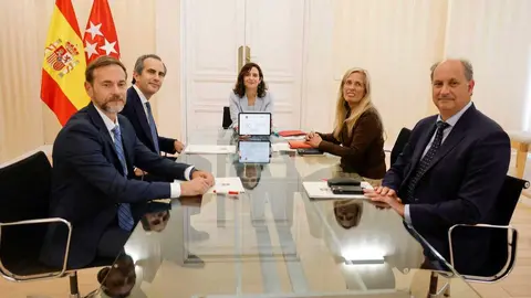 Firma entre la Comunidad de Madrid y el Grupo ING - Foto de la Comunidad de Madrid