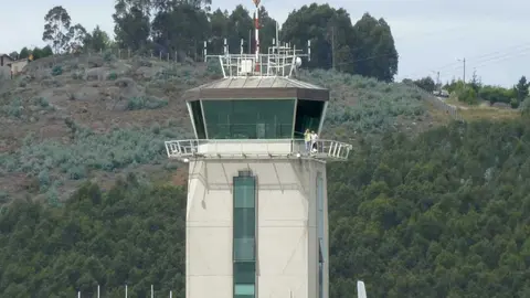 Torre de control de La Coru&ntilde;a. Autor Quique P&eacute;rez - Foto de Uni&oacute;n Sindical de Controladores A&eacute;reos  (USCA)