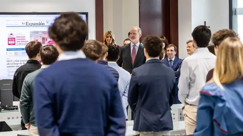Inauguraci&oacute;n del campus del IEB El Rey Felipe IV, la alcaldesa de Pozuelo Paloma Tejero y el alcalde de Madrid Jos&eacute; Luis Mart&iacute;nez Almeida - Foto del Ayuntamiento de Pozuelo de Alarc&oacute;n