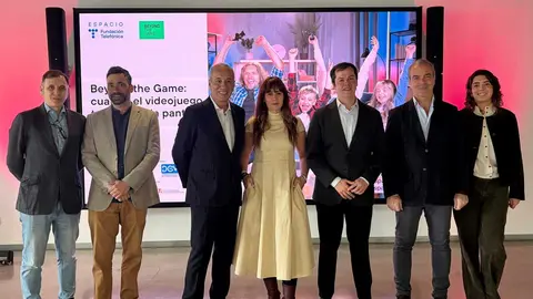 El viceconsejero Mart&iacute;n ha inaugurado hoy, en la Fundaci&oacute;n  Telef&oacute;nica, el foro Beyond the Game - Foto Comunidad de Madrid
