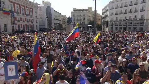 Concentraci&oacute;n venezolonas Puerta del Sol 