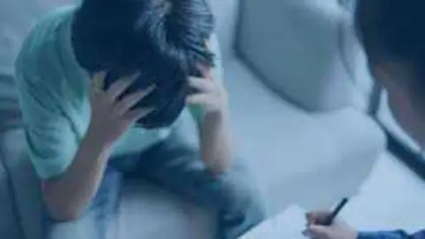 Trabajador abatido - Foto de UPTA