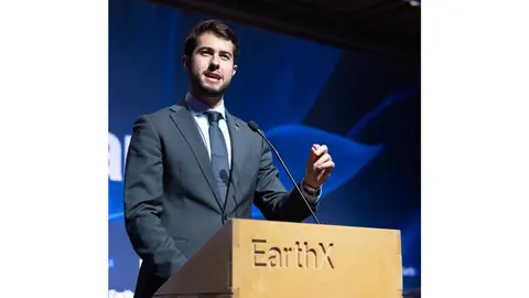 Daniel del Valle durante una intervenci&oacute;n