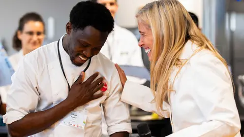 La consejera Albert ha visitado hoy este speed job dating - Foto Comunidad de Madrid