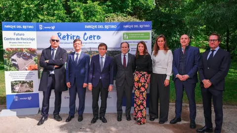 Momento de la presentaci&oacute;n del futuro centro 'Residuo Cero' - Foto Ayuntamiento de Madrid