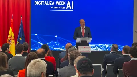 El consejero L&oacute;pez-Valverde ha inaugurado las jornadas Digitaliza Week AI - Foto Comunidad de Madrid