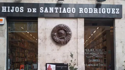 La librer&iacute;a Hijos de Santiago Rodr&iacute;guez de Burgos recauda 60.000 euros en 13 d&iacute;as gracias a lectores y escritores para evitar su cierre definitivo
