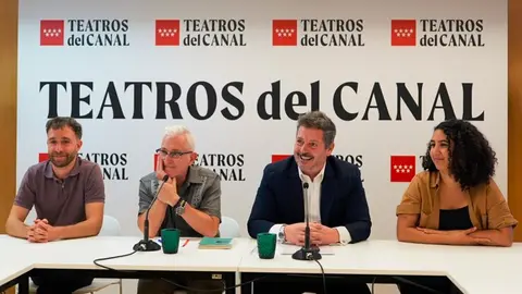 El consejero De Paco Serrano ha presentado Canal Familia - Foto Comunidad de Madrid