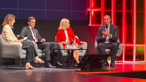 El consejero L&oacute;pez-Valverde ha participado hoy, en Par&iacute;s, en el foro AI On Summit 2026  - Foto Comunidad de Madrid