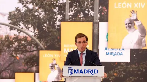 Almeida durante lapresenta la imagen de la ciudad de Madrid durante la visita del papa Le&oacute;n XIV