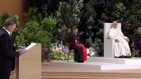 Imagen del discurso de Antonio Banderas ante el Papa Le&oacute;n XIV