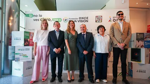 La consejera D&aacute;vila, en la puesta en marcha de este nuevo  proyecto en la sede de la ONCE en la capital - Foto Comunidad de Madrid