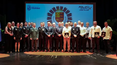 M&oacute;stoles rinde honores a su Polic&iacute;a Municipal con la entrega de distinciones en el d&iacute;a de San Juan Bautista - Foto del Ayuntamiento de M&oacute;stoles