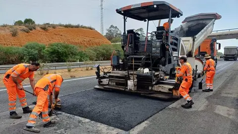 La patronal de la construcci&oacute;n exige al Gobierno su inclusi&oacute;n en el plan anticrisis ante sobrecostes del 30% en carreteras - Foto de la Confederaci&oacute;n Nacional de la Construcci&oacute;n (CNC)
