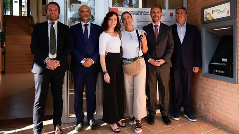 D&iacute;az Ayuso ha comprobado el funcionamiento del primero de ellos instalado en Batres - Foto Comunidad de Madrid