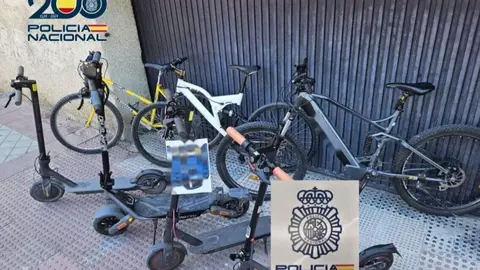 Los patinetes y bicicletas robados - Foto de la Polic&iacute;a Nacional