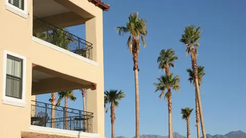 Segunda residencia en el desierto - Foto de Solidago de Getty Images Signature