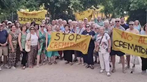 Concentraci&oacute;n contra el tanatorio-crematorio de Alcorc&oacute;n - @stopcrematorio