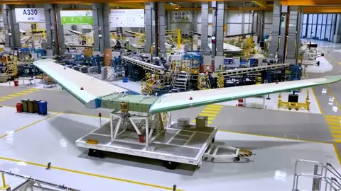 Foto de las instalaciones de Airbus extra&iacute;da de un v&iacute;deo de la compa&ntilde;&iacute;a