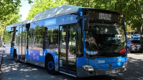 Servicio especial de autob&uacute;s de EMT Madrid - Foto Ayuntamiento de Madrid