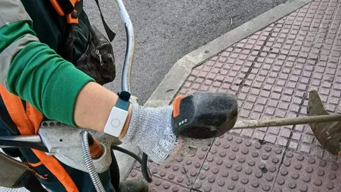 Pulseras inteligentes para prevenir golpes 
de calor - Foto Valoriza Ayuntamiento Alcal&aacute; de Henares