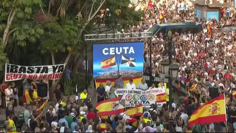 Manifestaci&oacute;n en Ceuta: "Cuatro culturas, un solo coraz&oacute;n"
- Foto de Pallas 🇪🇸⭐️⭐️🏆
@Deploy_U en X