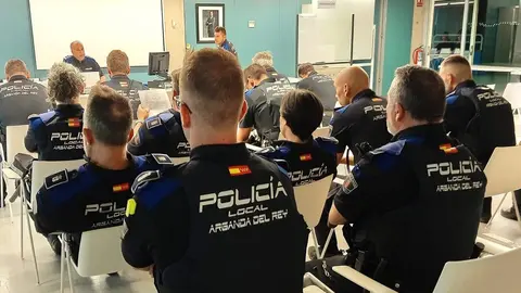 Arganda destina 115.000 euros a vestuario y chalecos antibalas para la Polic&iacute;a Local y Protecci&oacute;n Civil - Foto del Ayuntamiento de Arganda del Rey