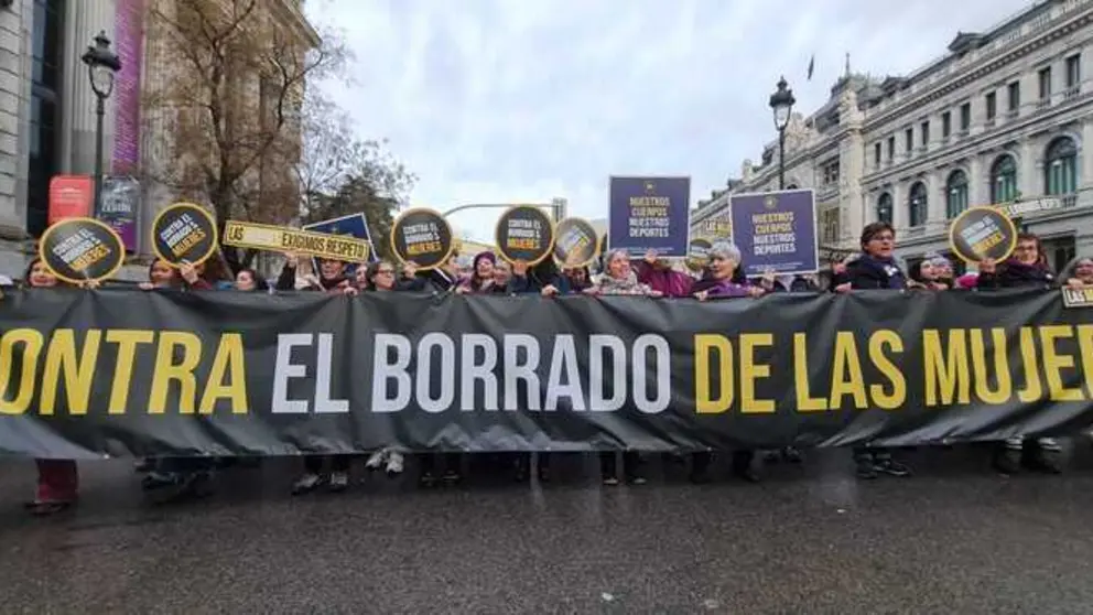 Manifestaci&oacute;n 8M - @ContraBorrado (X)