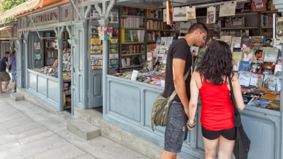 Librer&iacute;as Cuesta de Moyano - Foto Turismo Madrid