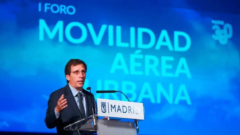 Almeida en el I Foro de Movilidad A&eacute;rea Urbana de Madrid - Foto Ayuntamiento de Madrid