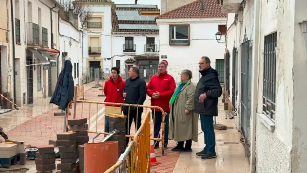 El viceconsejero S&aacute;nchez, durante su visita a Fuentidue&ntilde;a de Tajo - Foto Comunidad de Madrid