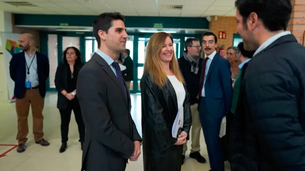 Los consejeros Viciana y D&aacute;vila han presentado hoy los resultados en el  Colegio Gredos de Moratalaz - Foto Comunidad de Madrid
